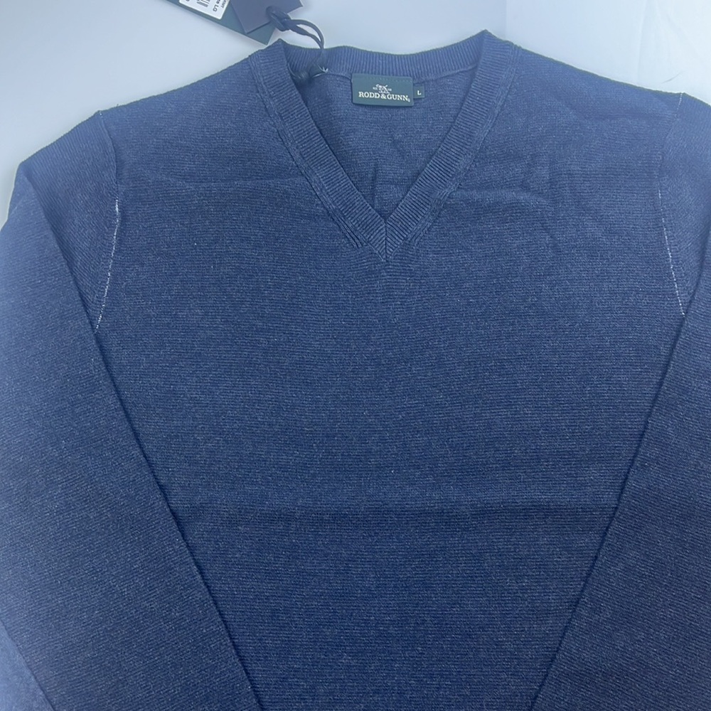 Rodd & Gunn Ridgeview Knit V Neck Sweater PR13-25 - Picture 4 of 8